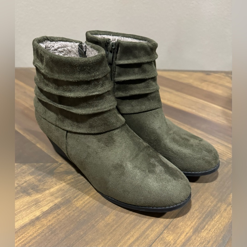 PATRIZIA BY SPRING STEP Fur Lined Faux Suede Olive Aloly Bootie UK 39/US 8.5
